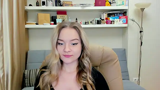 Kara Smith  online show from 01-22-25, 10:26