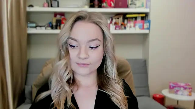 Kara Smith  online show from 03-29-26, 10:32