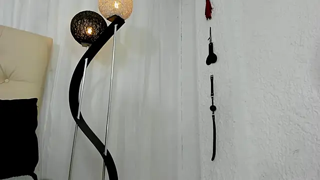 sarah temptation online show from 07-12-26, 10:23