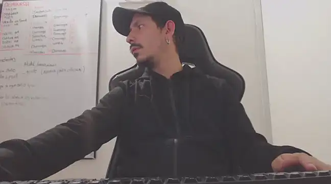 Snapshot of David_Blake69 chatting on 03-09-25, 07:59 David Blake69 online show from 03-09-25, 07:59