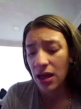 Snapshot of HOLY_DOLL chatting on 10-01-25, 09:32 HOLY DOLL online show from 10-01-25, 09:32