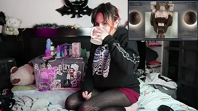 Devil And Princess online show from 01-12-26, 03:23