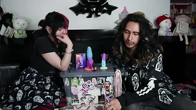 Devil And Princess online show from 02-05-26, 03:33