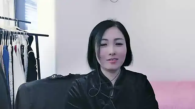 Snapshot of Rachel-6600 chatting on 04-22-26, 04:48 Rachel-6600 online show from 04-22-26, 04:48