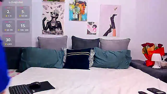 Snapshot of FindomGoddess1 chatting on 05-04-26, 04:36 FindomGoddess1 online show from 05-04-26, 04:36