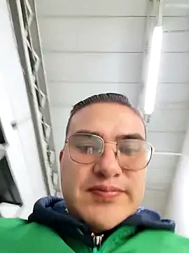 Andy-rtg online show from 04-17-26, 04:32