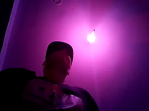 Atze202518 online show from 11-14-25, 03:05