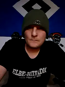 Atze202518 online show from 11-28-25, 02:25
