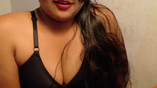 Snapshot of Cludi-New chatting on 10-15-25, 03:06 Cludi-New online show from 10-15-25, 03:06