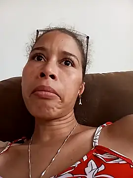 Sexi girl29 online show from 10-17-25, 06:43