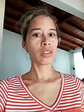 Snapshot of Sexi_girl29 chatting on 02-13-26, 01:29 Sexi girl29 online show from 02-13-26, 01:29