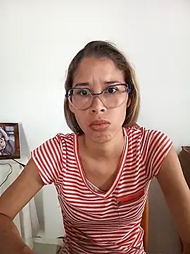 Sexi girl29 online show from 04-14-26, 01:06