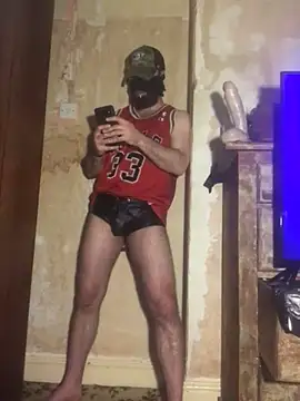 HairyCubBttmboy online show from 03-18-25, 04:37