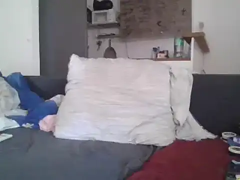 Snapshot of ThePython666 chatting on 03-21-25, 09:01 ThePython666 online show from 03-21-25, 09:01