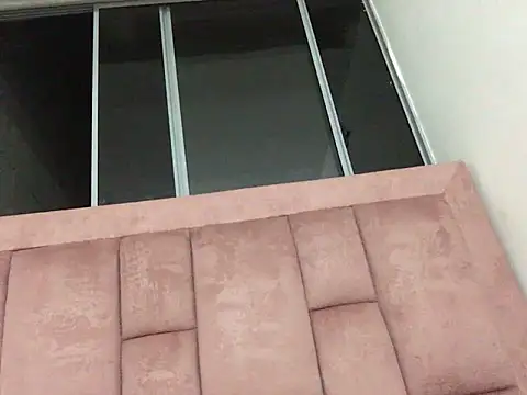 Snapshot of skyler1195 chatting on 11-15-25, 12:52 skyler1195 online show from 11-15-25, 12:52