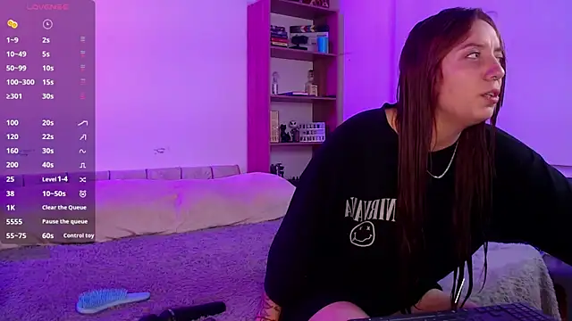 Snapshot of Soy_mangx chatting on 11-30-25, 02:04 Soy mangx online show from 11-30-25, 02:04