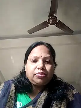 Snapshot of Arohi35 chatting on 03-23-25, 02:04 Arohi35 online show from 03-23-25, 02:04