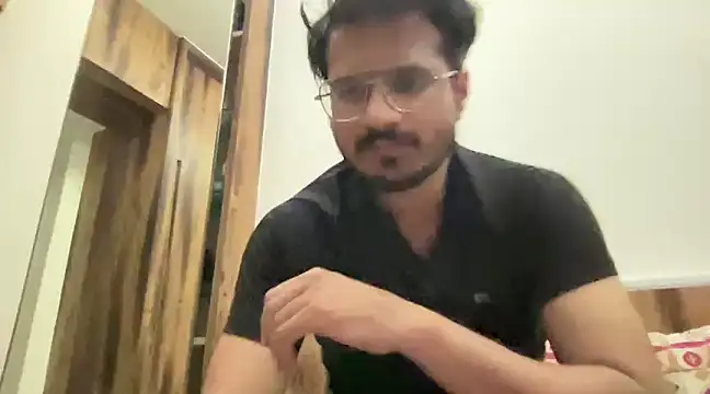 Snapshot of anuragbrothermodel chatting on 03-11-25, 08:42 anuragbrothermodel online show from 03-11-25, 08:42