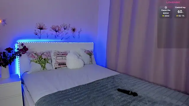 Snapshot of Eva_McCoy chatting on 09-16-25, 06:47 Eva McCoy online show from 09-16-25, 06:47