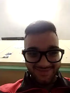 Snapshot of Francescodicristina44 chatting on 02-05-26, 09:41 Francescodicristina44 online show from 02-05-26, 09:41