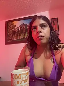 Snapshot of nicky_andcamil chatting on 03-17-25, 02:23 nicky andcamil online show from 03-17-25, 02:23