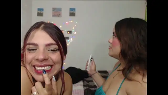 Snapshot of nicky_andcamil chatting on 10-16-25, 12:55 nicky andcamil online show from 10-16-25, 12:55