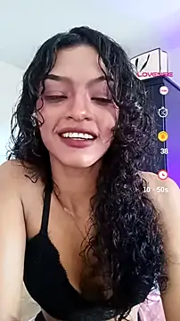 Snapshot of Aphrodite-777 chatting on 07-06-26, 07:27 Aphrodite-777 online show from 07-06-26, 07:27