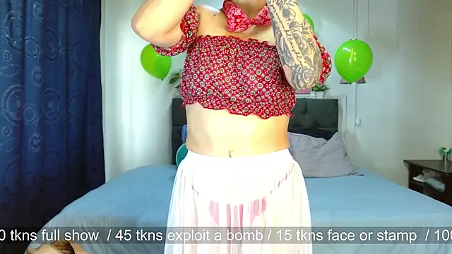 Snapshot of mia_velvet1 chatting on 03-18-25, 01:53 mia velvet1 online show from 03-18-25, 01:53