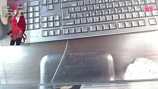 Snapshot of mia_velvet1 chatting on 11-10-25, 01:21 mia velvet1 online show from 11-10-25, 01:21