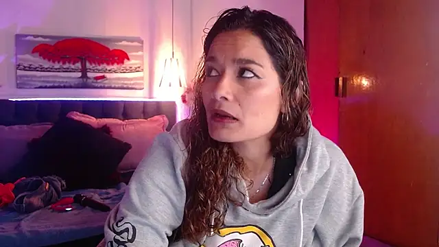 Rose Thompson1 online show from 11-16-25, 02:00