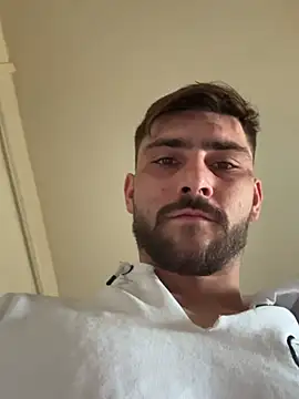 Hugo34bg online show from 04-17-26, 05:32