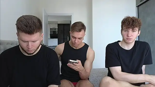 Snapshot of boys_sobolisha chatting on 06-15-26, 08:27 boys sobolisha online show from 06-15-26, 08:27