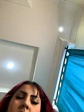 Snapshot of Ivelleee_ chatting on 09-16-25, 09:38 Ivelleee online show from 09-16-25, 09:38