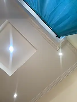 Snapshot of Ivelleee_ chatting on 11-24-25, 08:30 Ivelleee online show from 11-24-25, 08:30