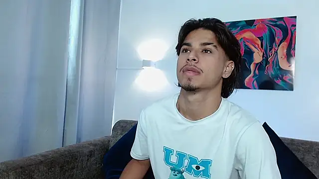 MathewAdams online show from 11-17-25, 01:39