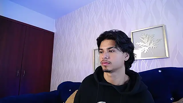 MathewAdams online show from 12-18-25, 06:47