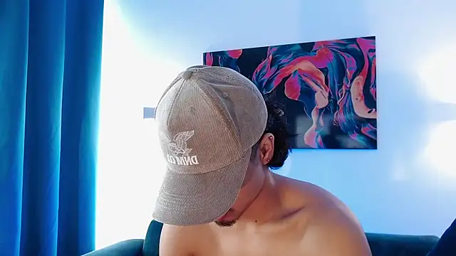 MathewAdams online show from 12-22-25, 06:49