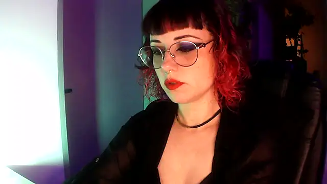 Snapshot of Acid_Girl_Ofc chatting on 11-20-25, 02:56 Acid Girl Ofc online show from 11-20-25, 02:56
