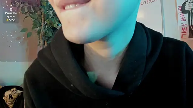 Snapshot of cos_operator chatting on 11-09-25, 07:34 cos operator online show from 11-09-25, 07:34