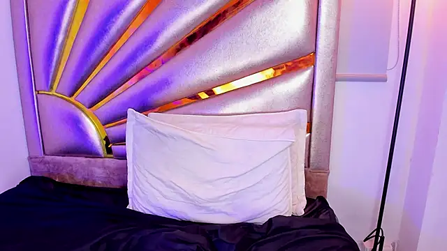 Snapshot of LucasCarterr_ chatting on 03-21-25, 04:51 LucasCarterr online show from 03-21-25, 04:51