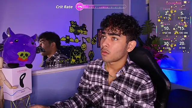 Snapshot of LucasCarterr_ chatting on 10-05-25, 04:22 LucasCarterr online show from 10-05-25, 04:22