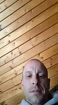 Snapshot of svenpfeifer chatting on 03-11-25, 02:29 svenpfeifer online show from 03-11-25, 02:29