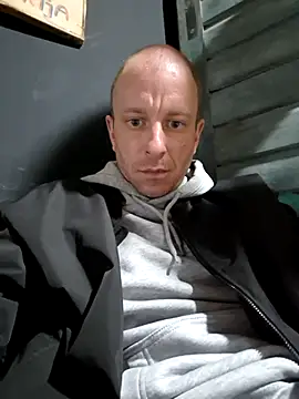 Snapshot of svenpfeifer chatting on 03-11-25, 05:46 svenpfeifer online show from 03-11-25, 05:46