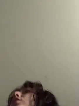 Snapshot of 2brokegirlz chatting on 03-12-25, 04:02 2brokegirlz online show from 03-12-25, 04:02