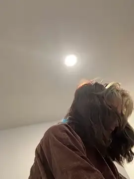 Snapshot of 2brokegirlz chatting on 09-09-25, 09:14 2brokegirlz online show from 09-09-25, 09:14