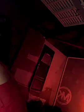 Snapshot of 2brokegirlz chatting on 12-15-25, 07:34 2brokegirlz online show from 12-15-25, 07:34