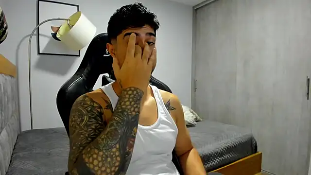 Snapshot of Dante_Storm chatting on 11-14-25, 12:37 Dante Storm online show from 11-14-25, 12:37