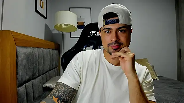 Dante Storm online show from 01-13-26, 03:56