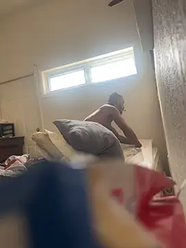 Snapshot of Foxdaguy chatting on 11-23-25, 05:02 Foxdaguy online show from 11-23-25, 05:02