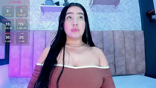 Snapshot of MelinaCruz chatting on 10-02-25, 04:08 MelinaCruz online show from 10-02-25, 04:08